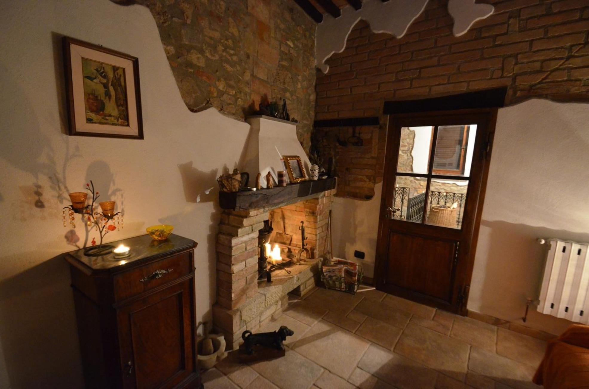 Appartamento La Divina Dimora Il Castello degli Spiriti Magni Montepescali Camera foto