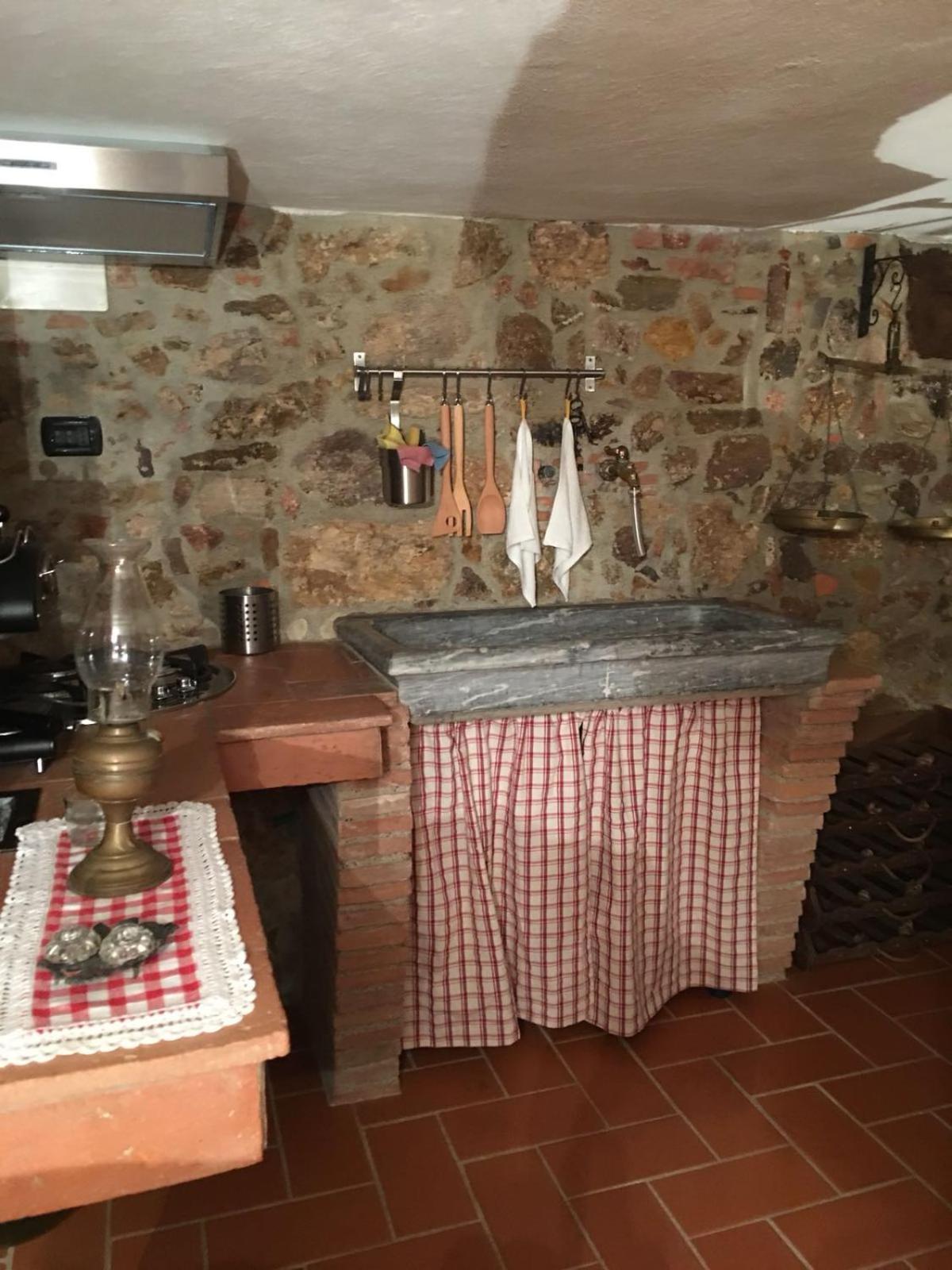 Appartamento La Divina Dimora Il Castello degli Spiriti Magni Montepescali Esterno foto