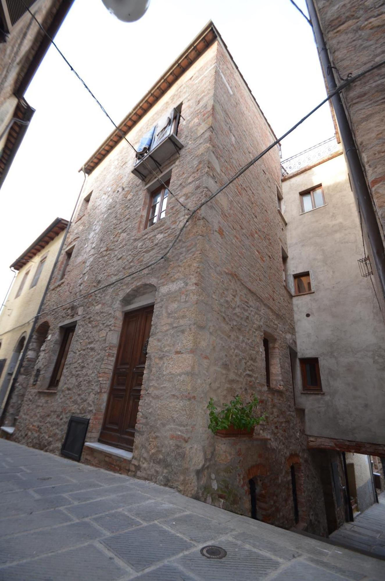 Appartamento La Divina Dimora Il Castello degli Spiriti Magni Montepescali Camera foto